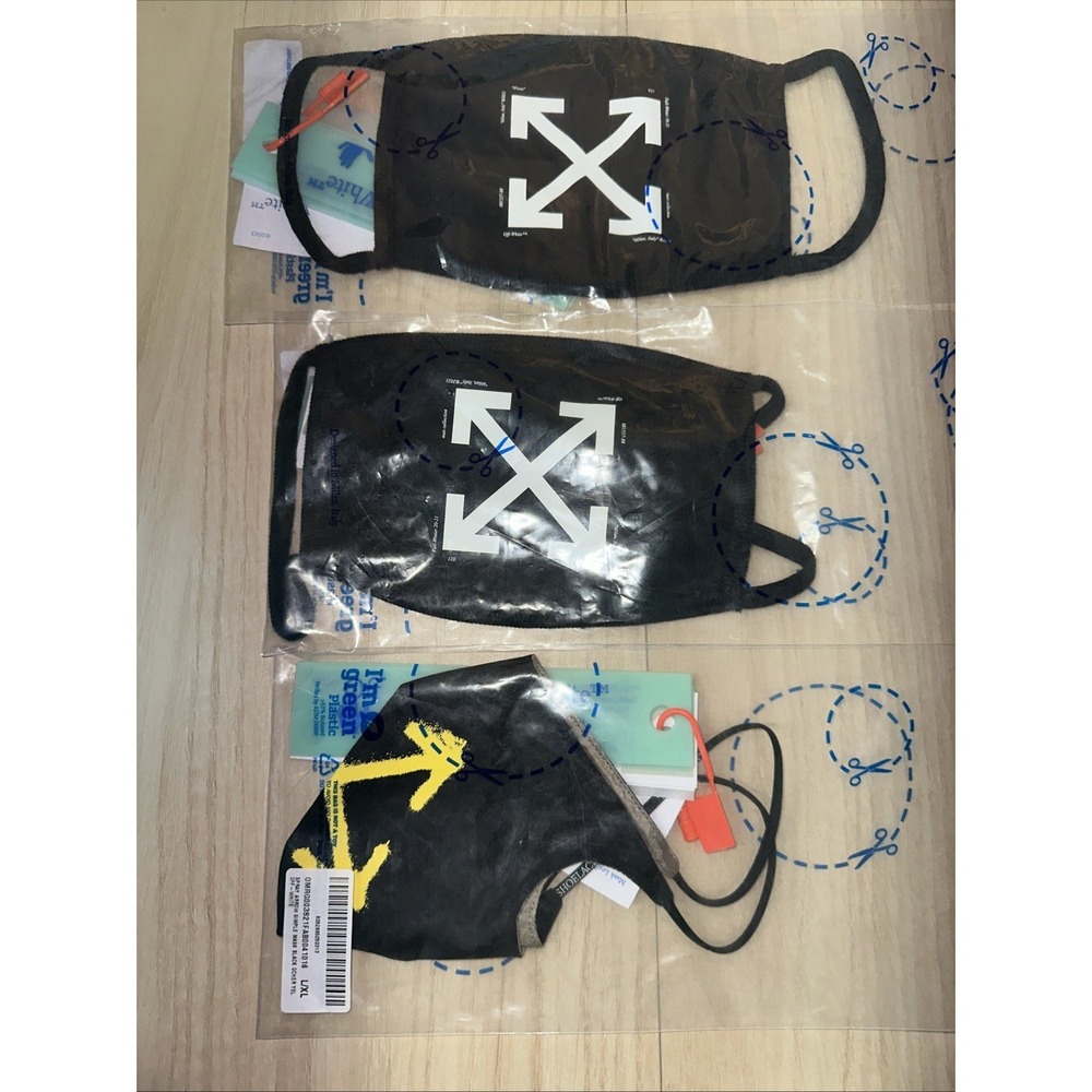 Off-White Spray/Arrow Mask Black & White- Bundle Authentic QR code New With Tags